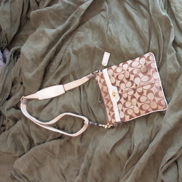 Coach Bags Coach Vintage Crossbody Poshmark